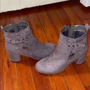 Grey ankle heeled boots